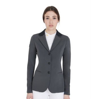 WOMEN'S THREE BUTTON COMPETITION JACKET