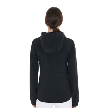 SLIM FIT WOMEN'S SOFTSHELL JACKET WITH CONCEALED POCKETS