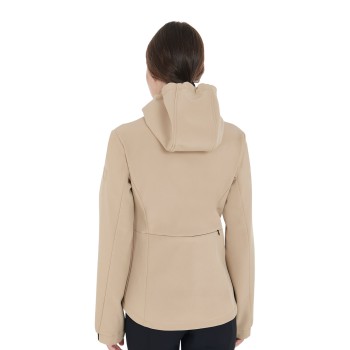 SLIM FIT WOMEN'S SOFTSHELL JACKET WITH CONCEALED POCKETS