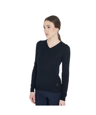 WOMEN'S V-NECK SWEATER