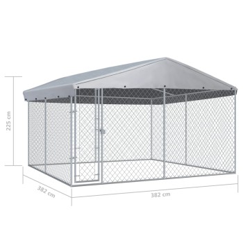 Outdoor dog enclosure with roof