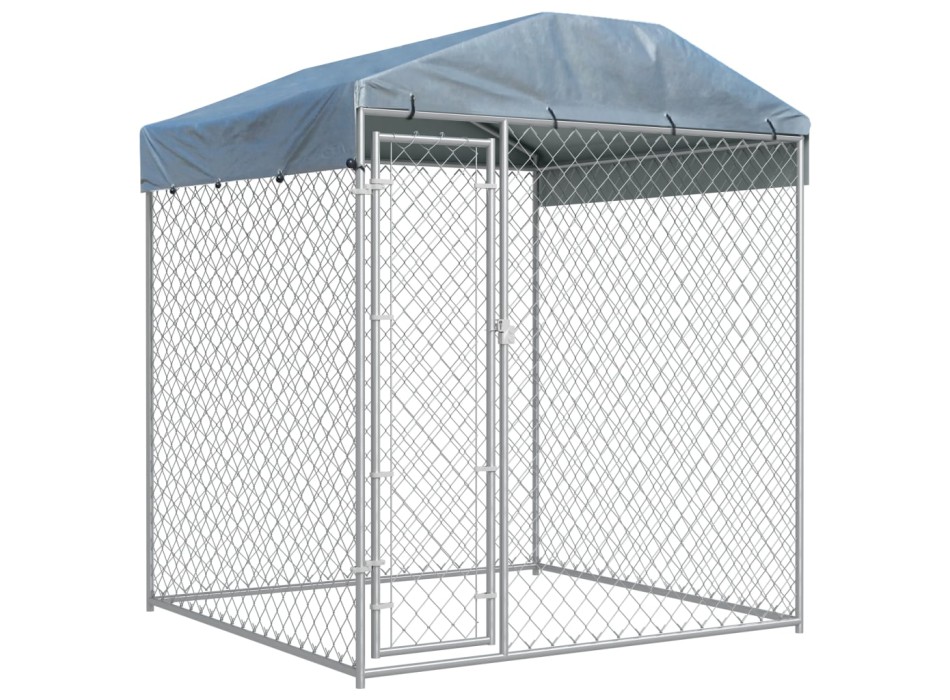 Outdoor dog enclosure with roof