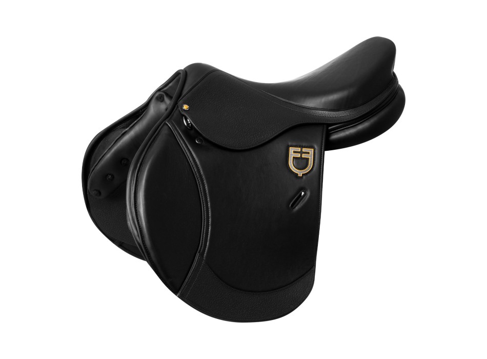 EARTH JUMPING SADDLE WITH EMBOSSED LOGO