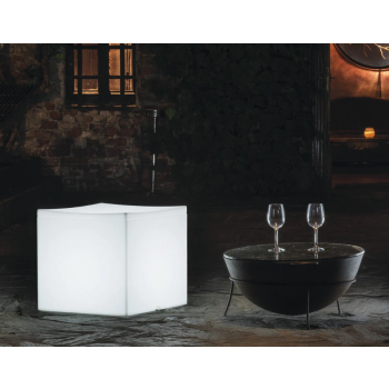 CUBE LOUNGE STOOL WITH LIGHT